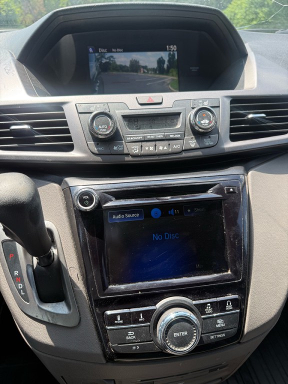 2016 Honda Odyssey Image 17