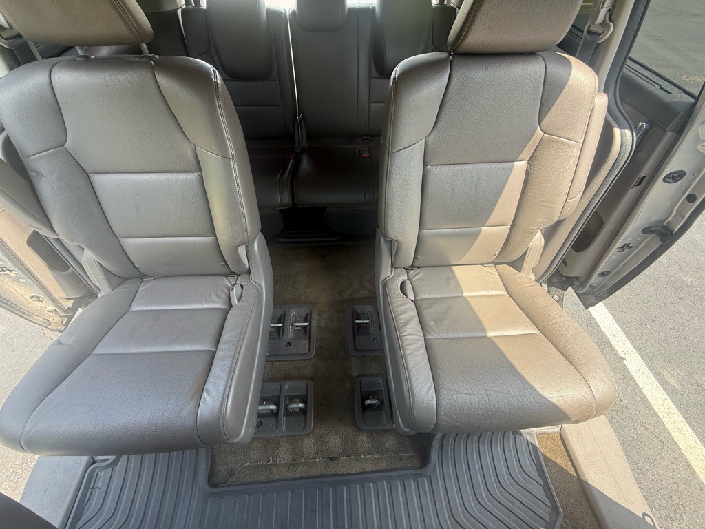 2016 Honda Odyssey Image 21