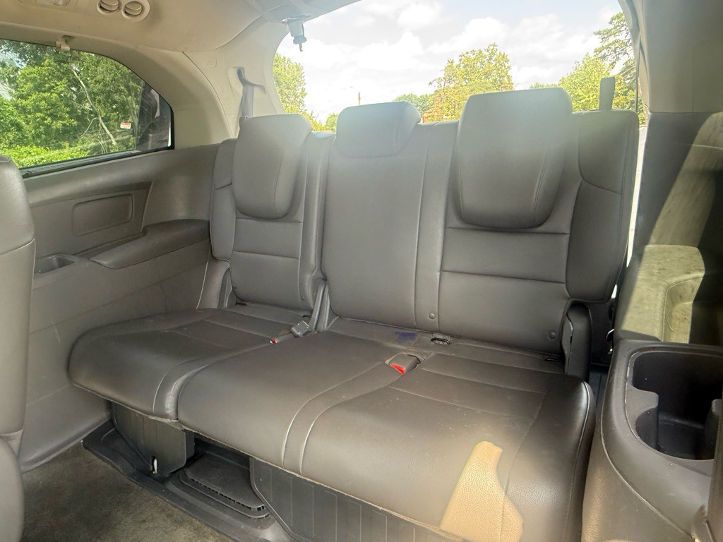 2016 Honda Odyssey Image 24