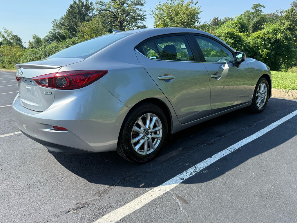 2016 Mazda Mazda3 Image 9