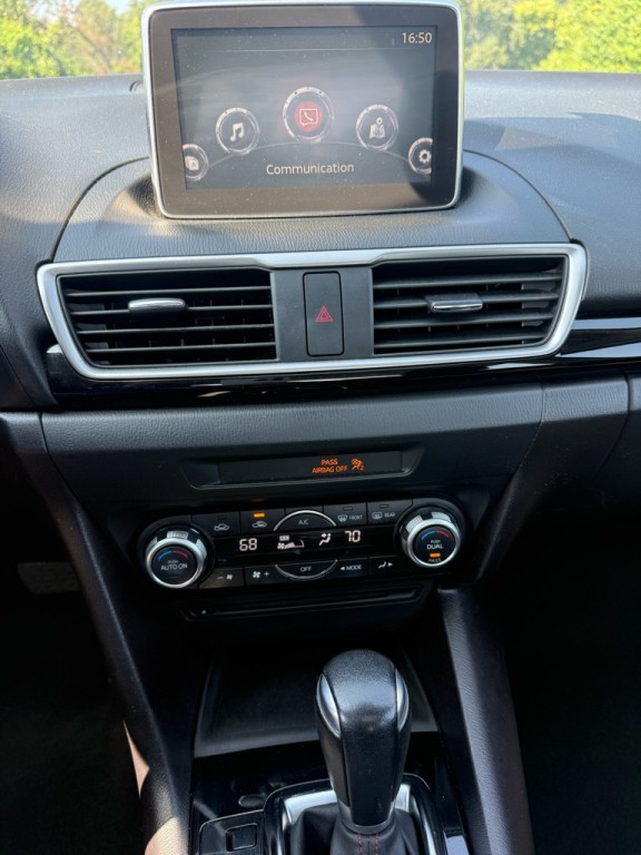 2016 Mazda Mazda3 Image 18