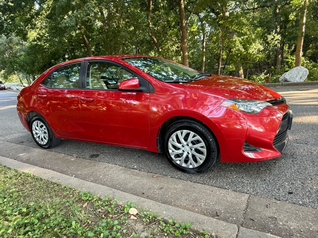 2017 Toyota Corolla Image 4