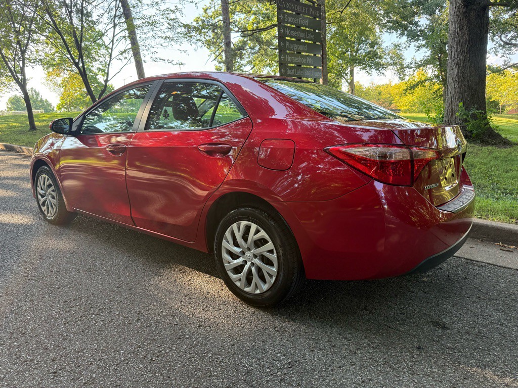 2017 Toyota Corolla Image 7