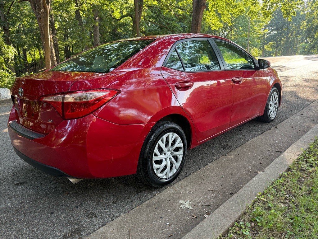 2017 Toyota Corolla Image 9