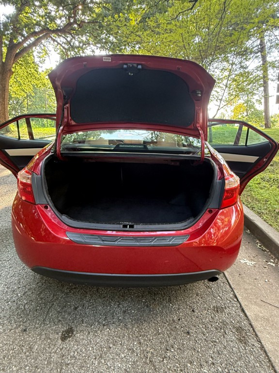 2017 Toyota Corolla Image 23