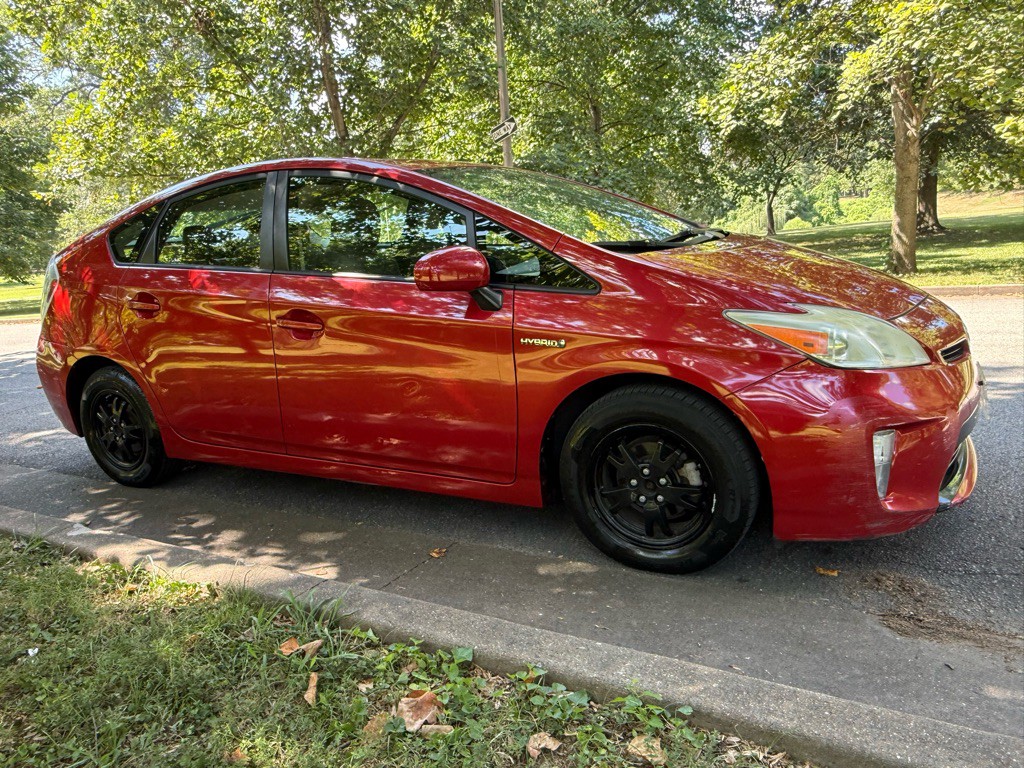 2012 Toyota Prius Image 4