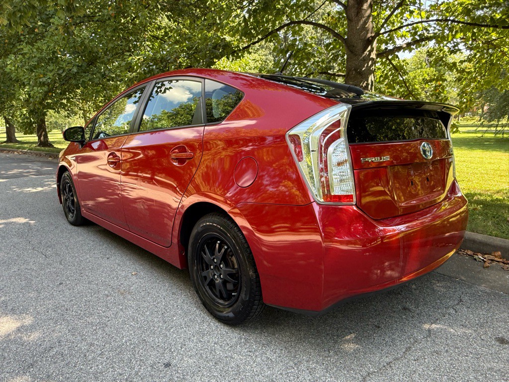 2012 Toyota Prius Image 7