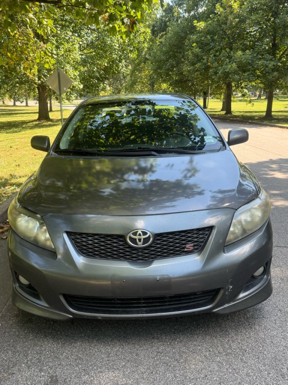 2010 Toyota Corolla Image 2