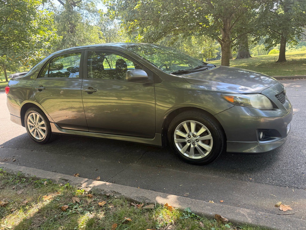 2010 Toyota Corolla Image 4