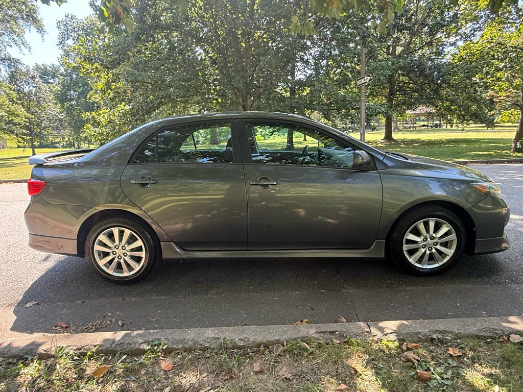 2010 Toyota Corolla Image 6