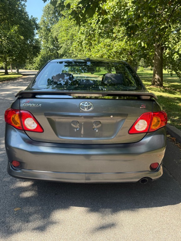 2010 Toyota Corolla Image 8