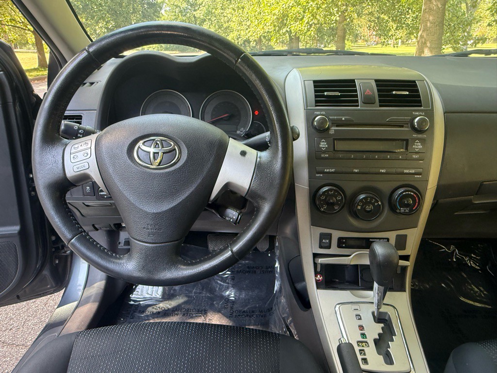 2010 Toyota Corolla Image 18