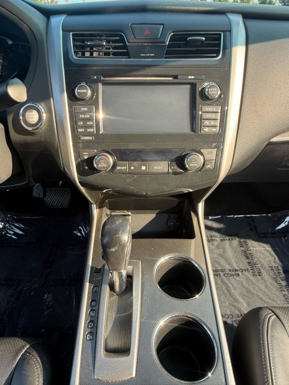 2015 Nissan Altima Image 14