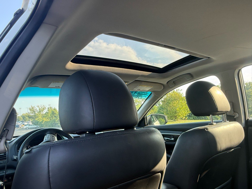 2015 Nissan Altima Image 23