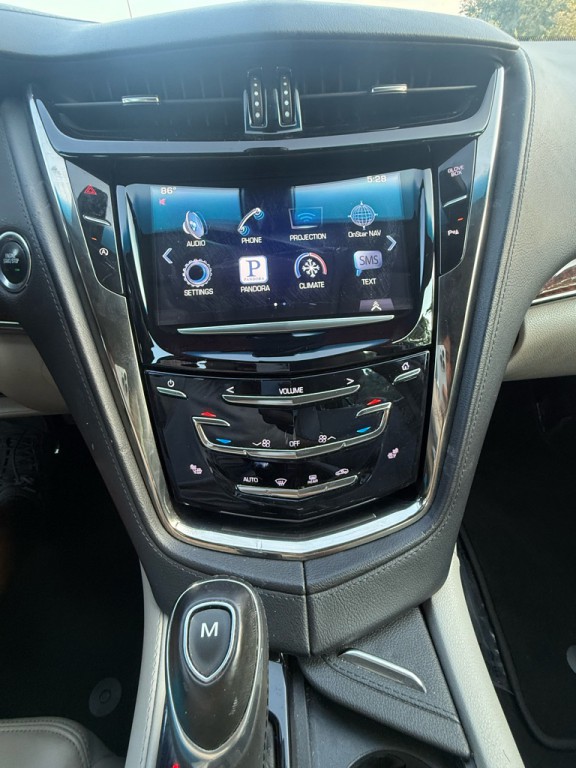 2016 Cadillac CTS Image 16