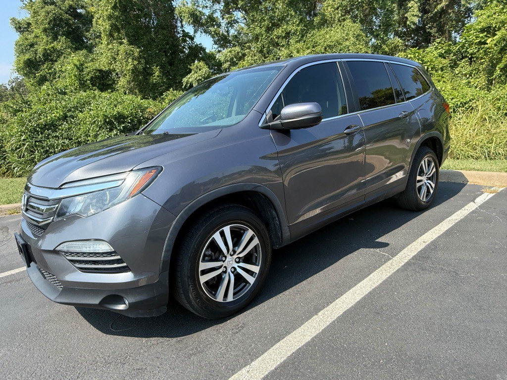 2018 Honda Pilot Image 1