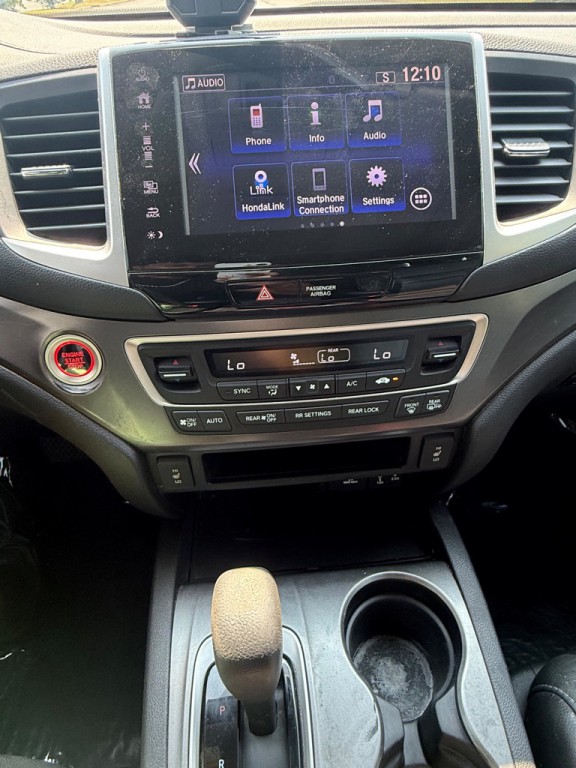 2018 Honda Pilot Image 12