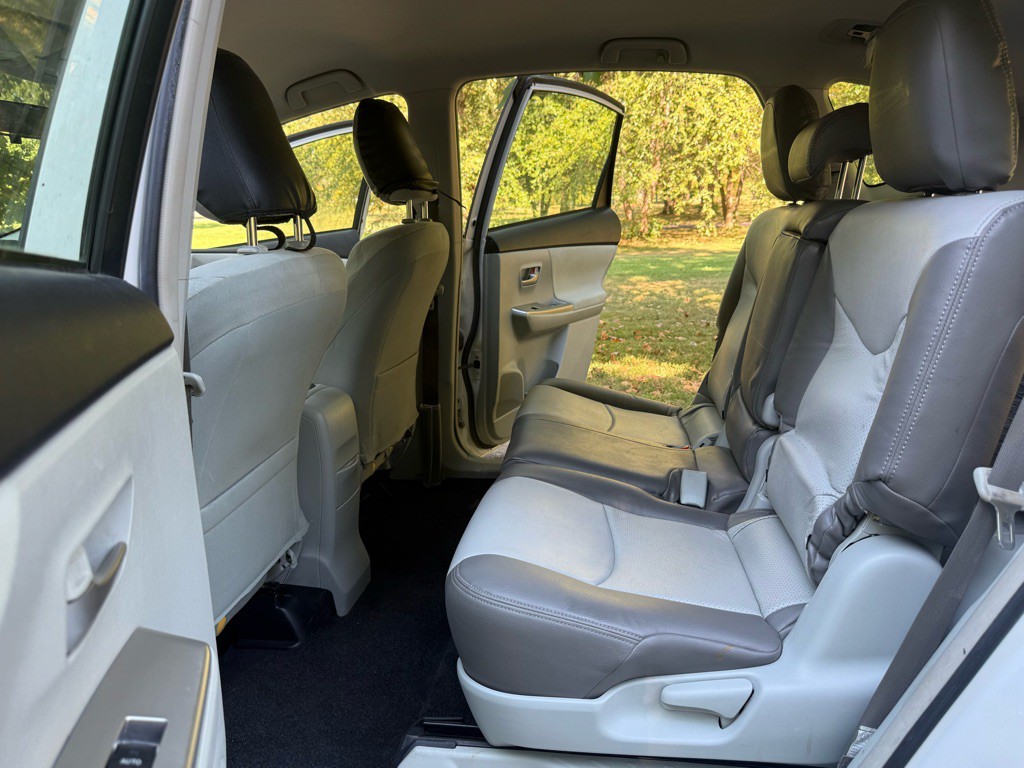 2012 Toyota Prius Image 22