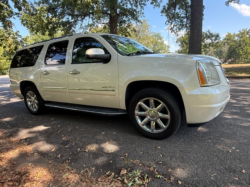 2012 GMC Yukon Image 4