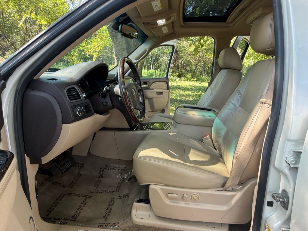 2012 GMC Yukon Image 10