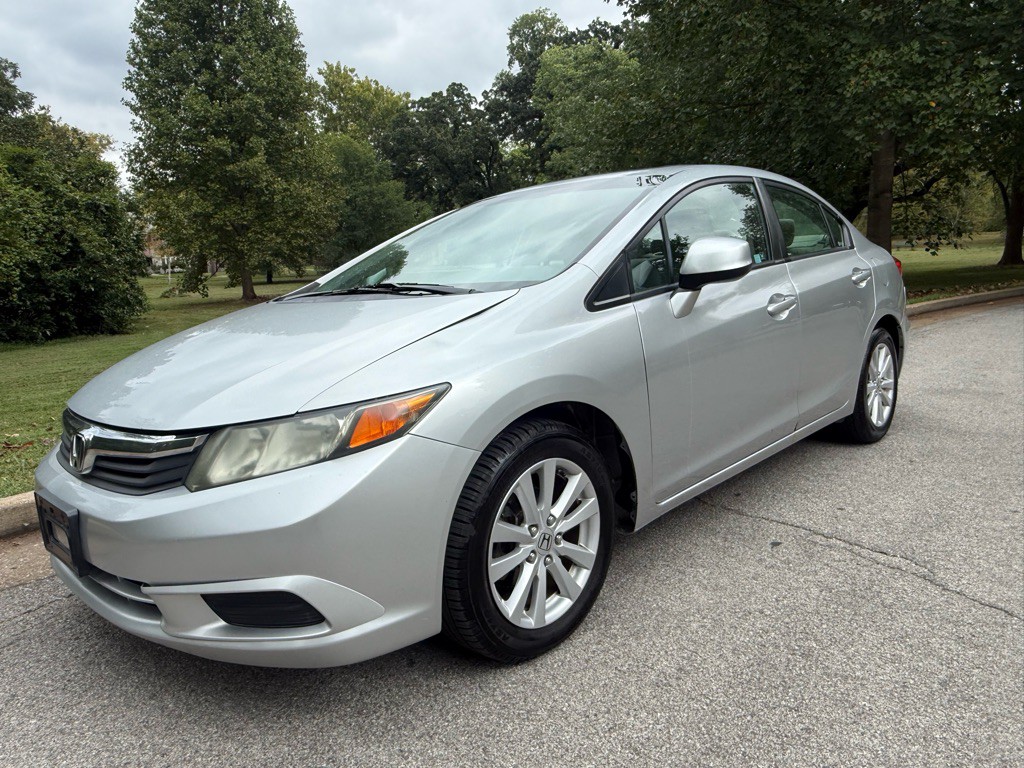 2012 Honda Civic Image 1