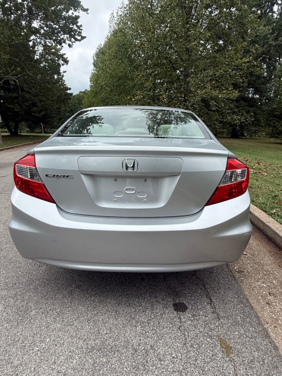 2012 Honda Civic Image 8