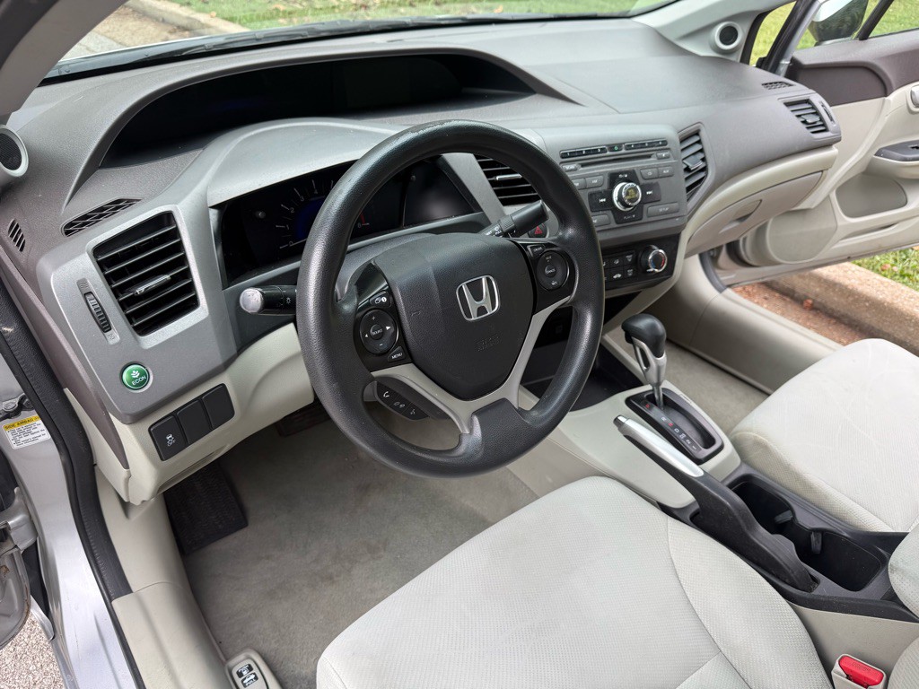 2012 Honda Civic Image 13