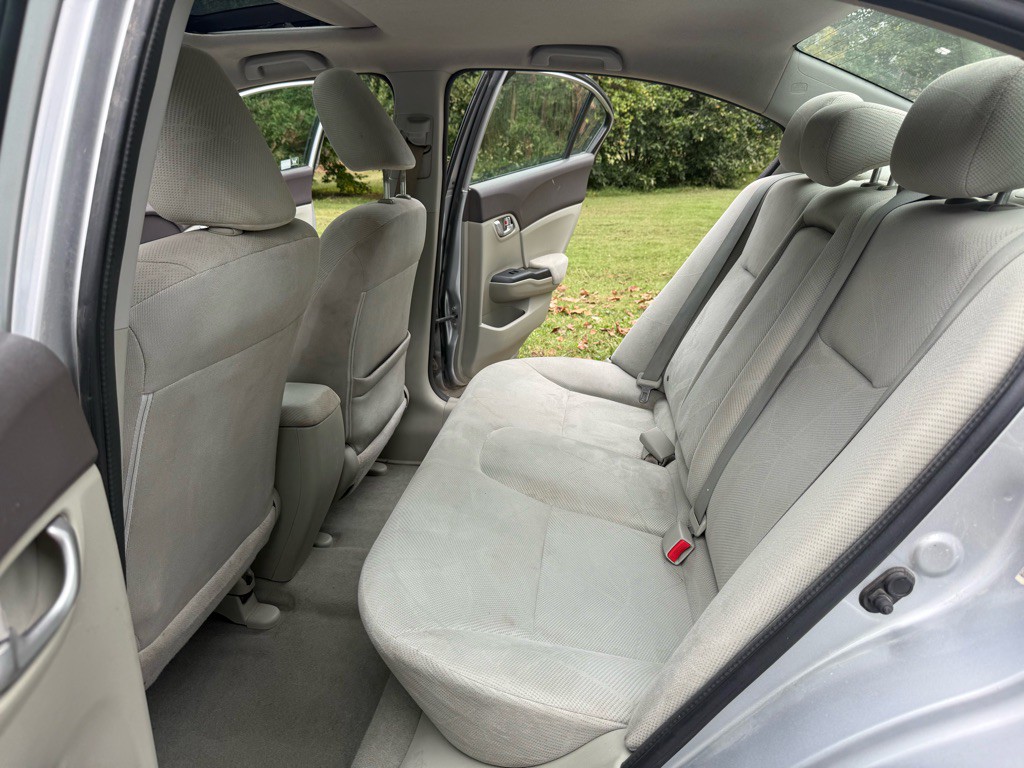 2012 Honda Civic Image 22