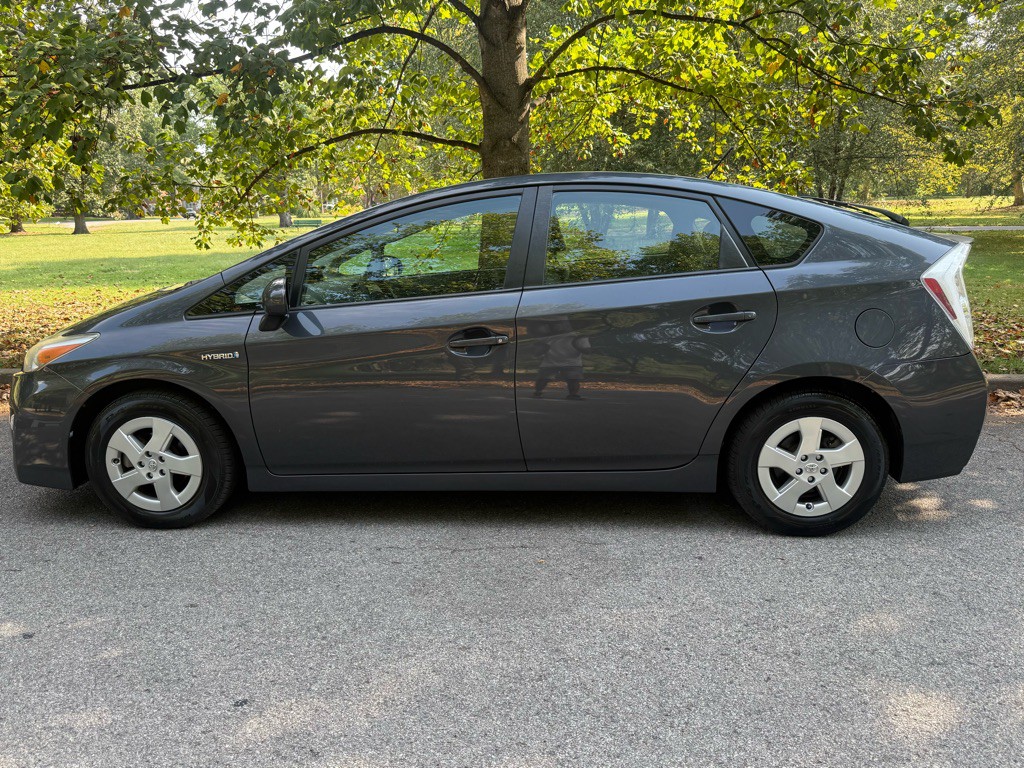 2010 Toyota Prius Image 3