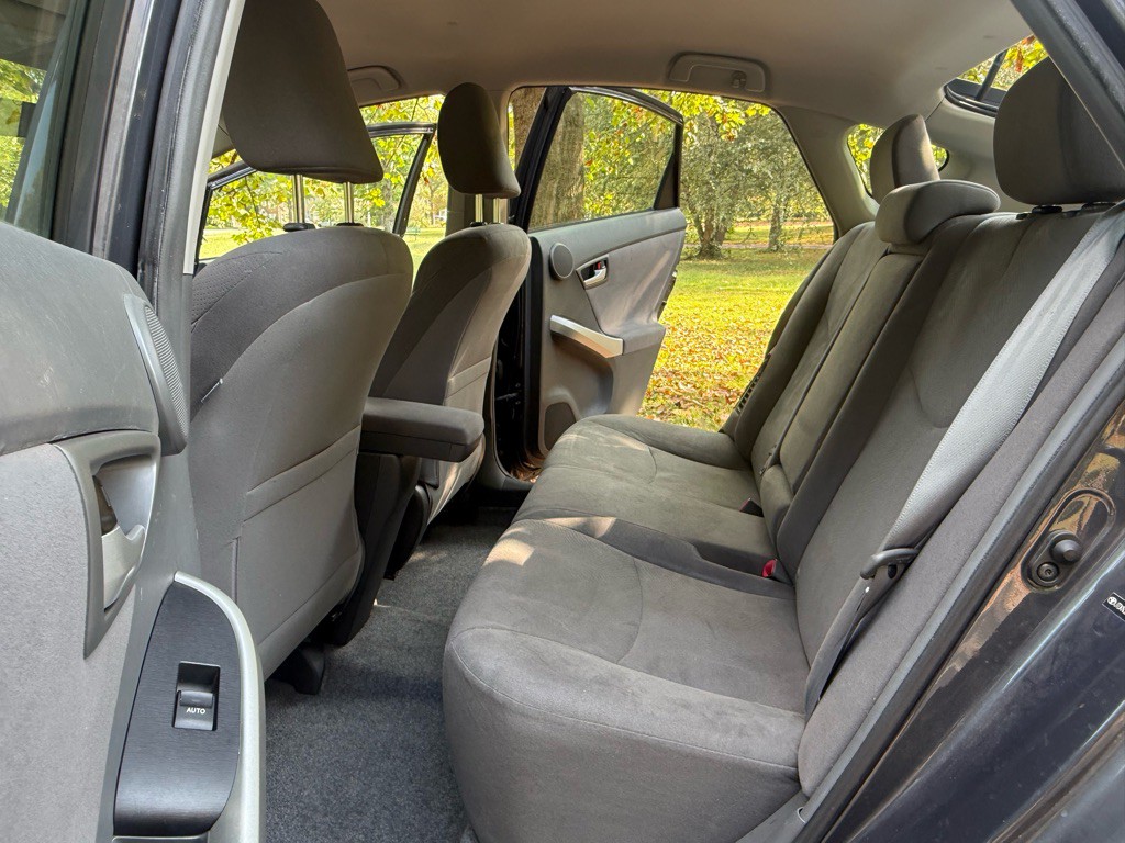 2010 Toyota Prius Image 22