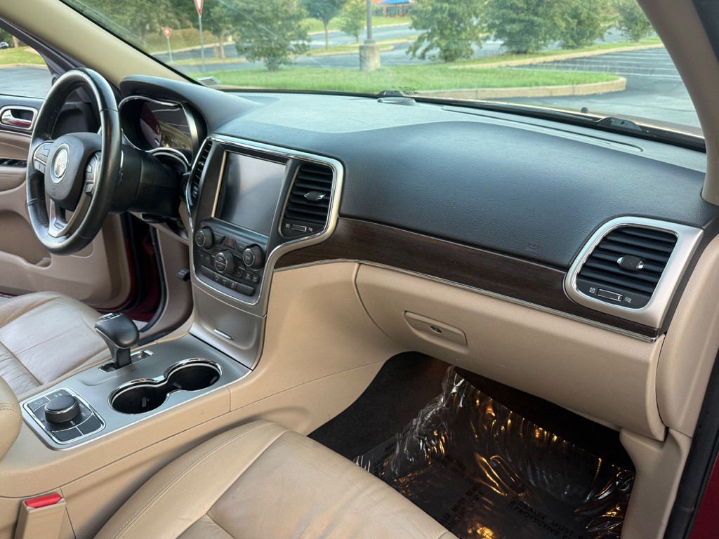 2014 Jeep Grand Cherokee Image 15