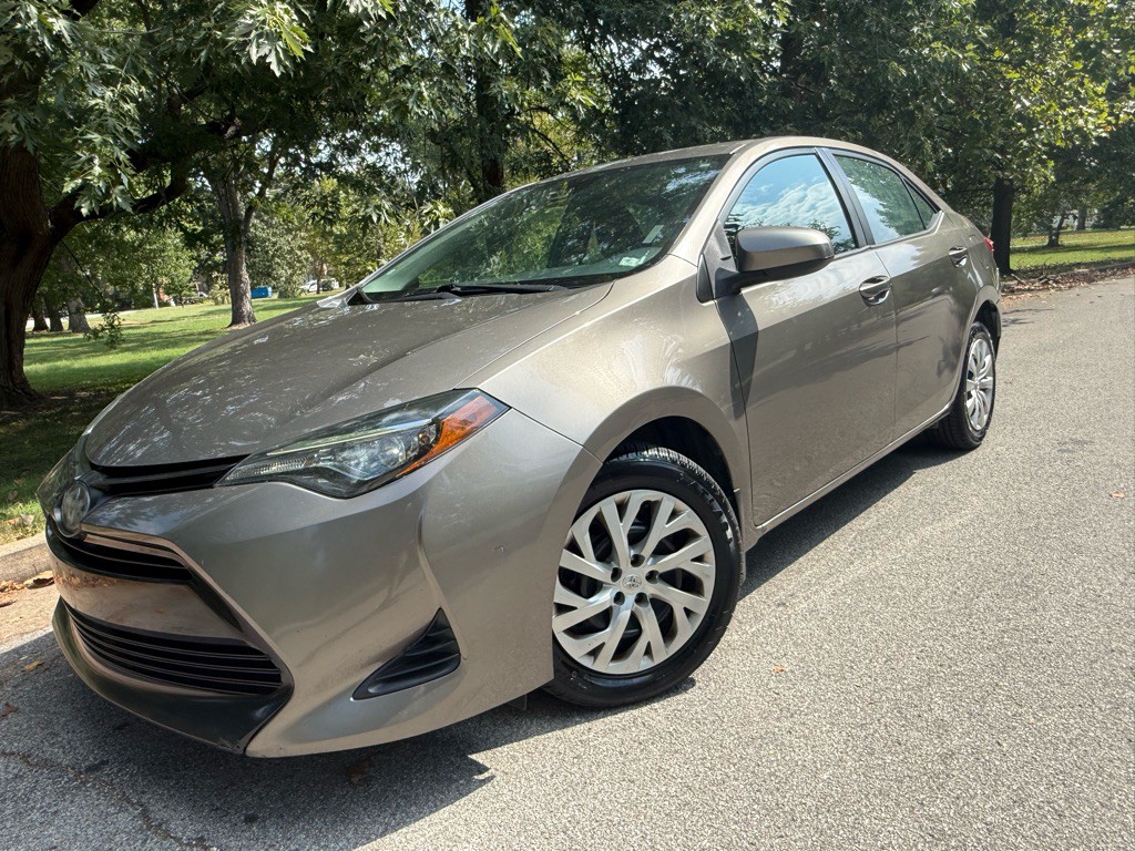 2019 Toyota Corolla Image 24