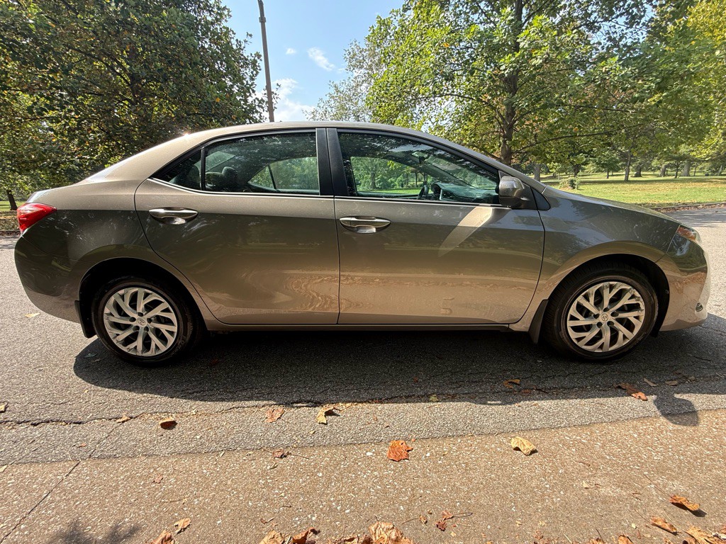 2019 Toyota Corolla Image 3