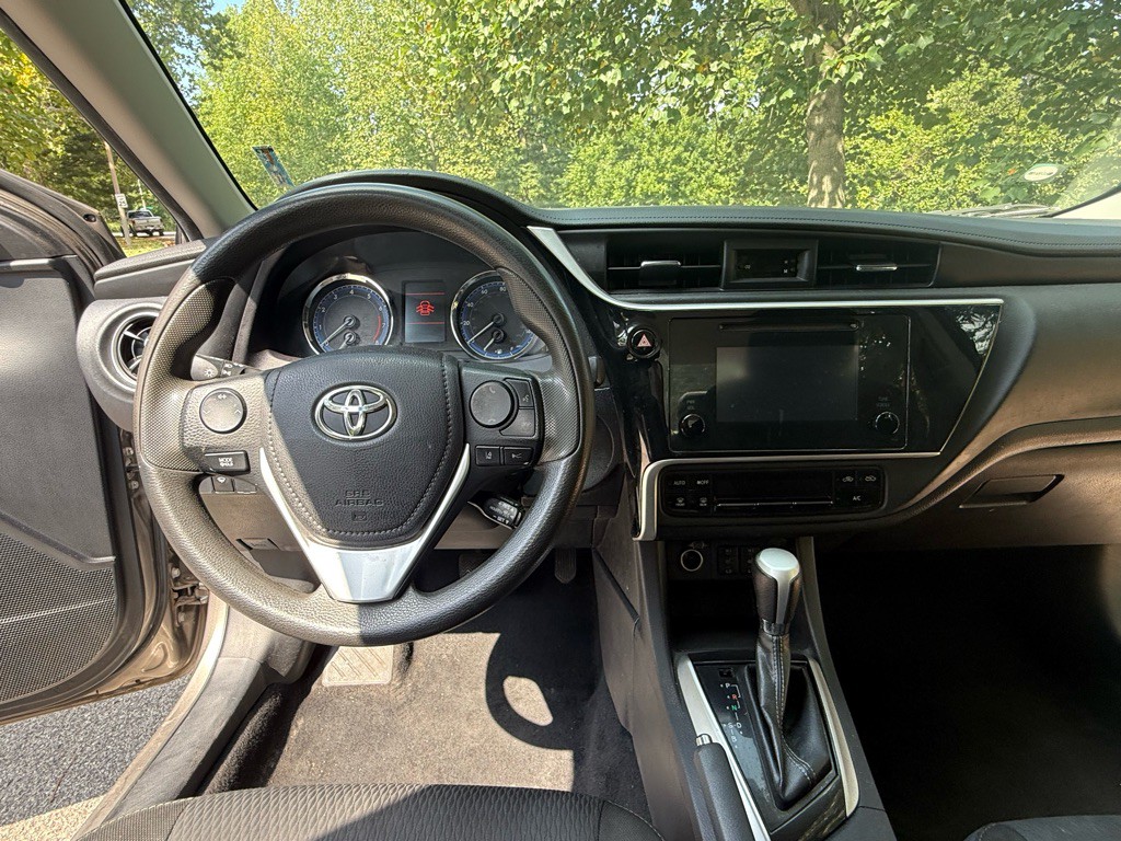 2019 Toyota Corolla Image 19