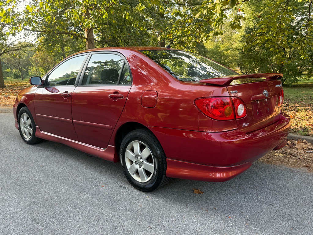2004 Toyota Corolla Image 7