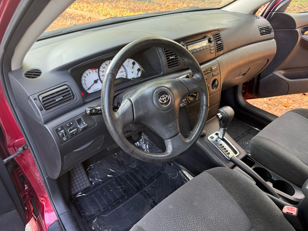 2004 Toyota Corolla Image 13