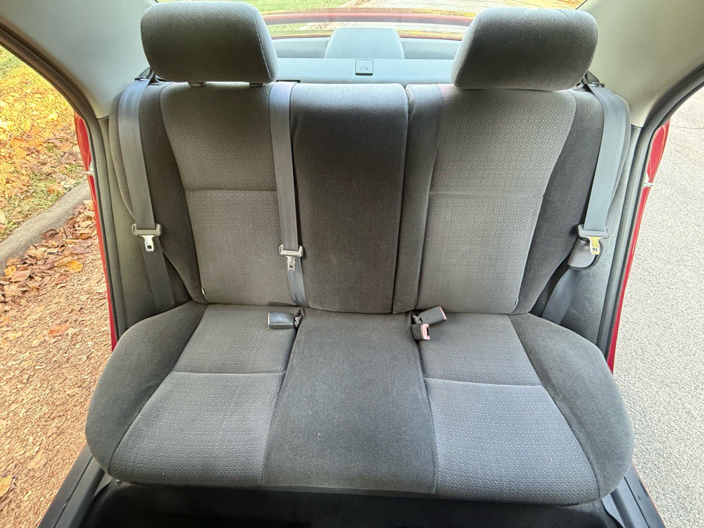 2004 Toyota Corolla Image 20