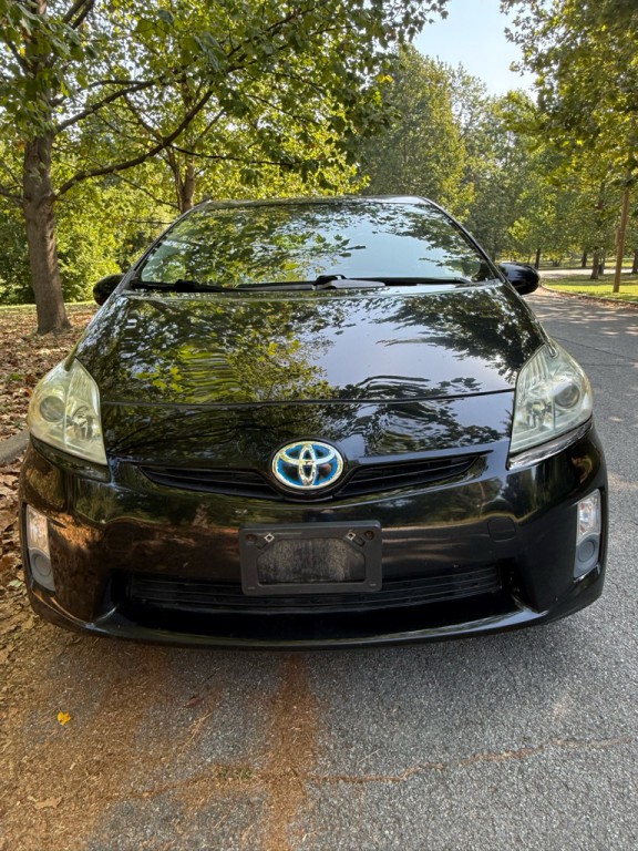 2010 Toyota Prius Image 2