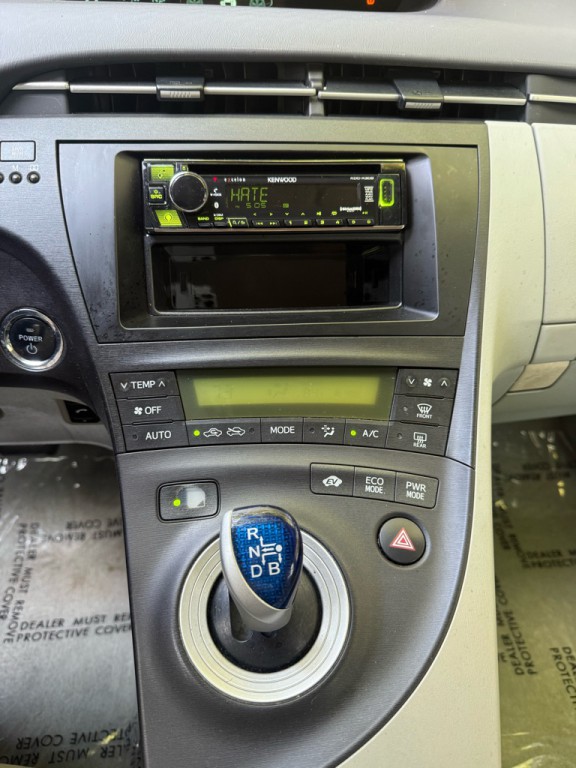 2010 Toyota Prius Image 17