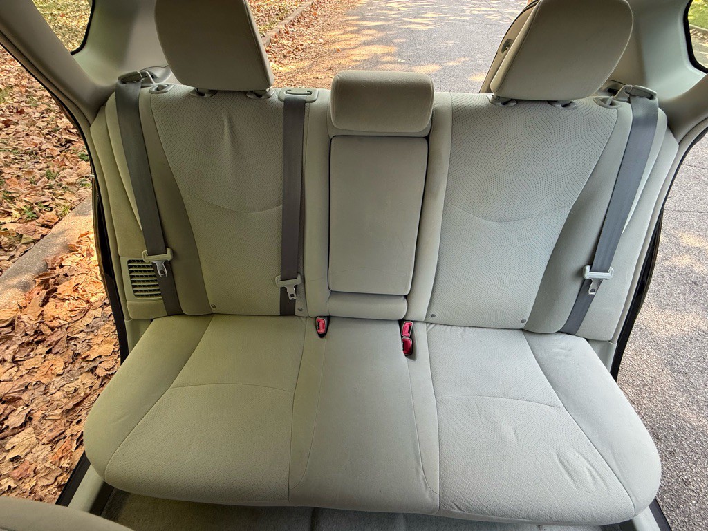 2010 Toyota Prius Image 20