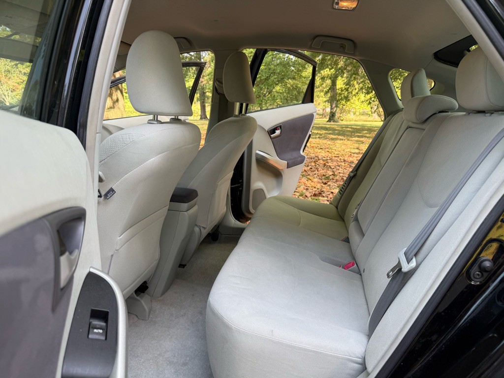 2010 Toyota Prius Image 21