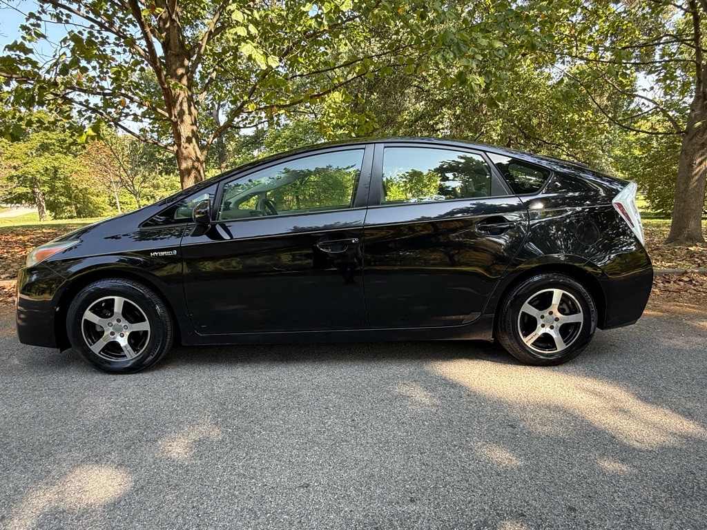 2010 Toyota Prius Image 3