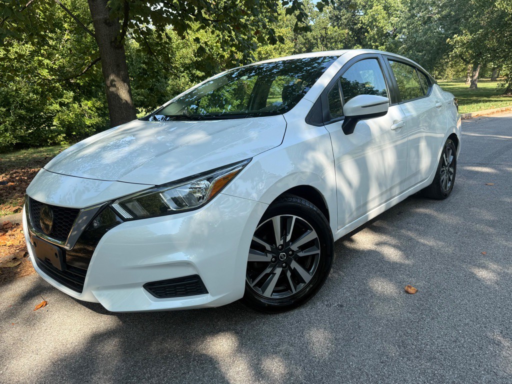2021 Nissan Versa Image 20