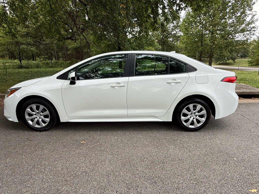 2021 Toyota Corolla Image 3