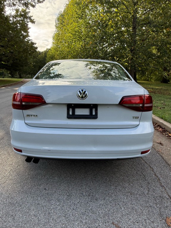 2017 Volkswagen Jetta Image 8