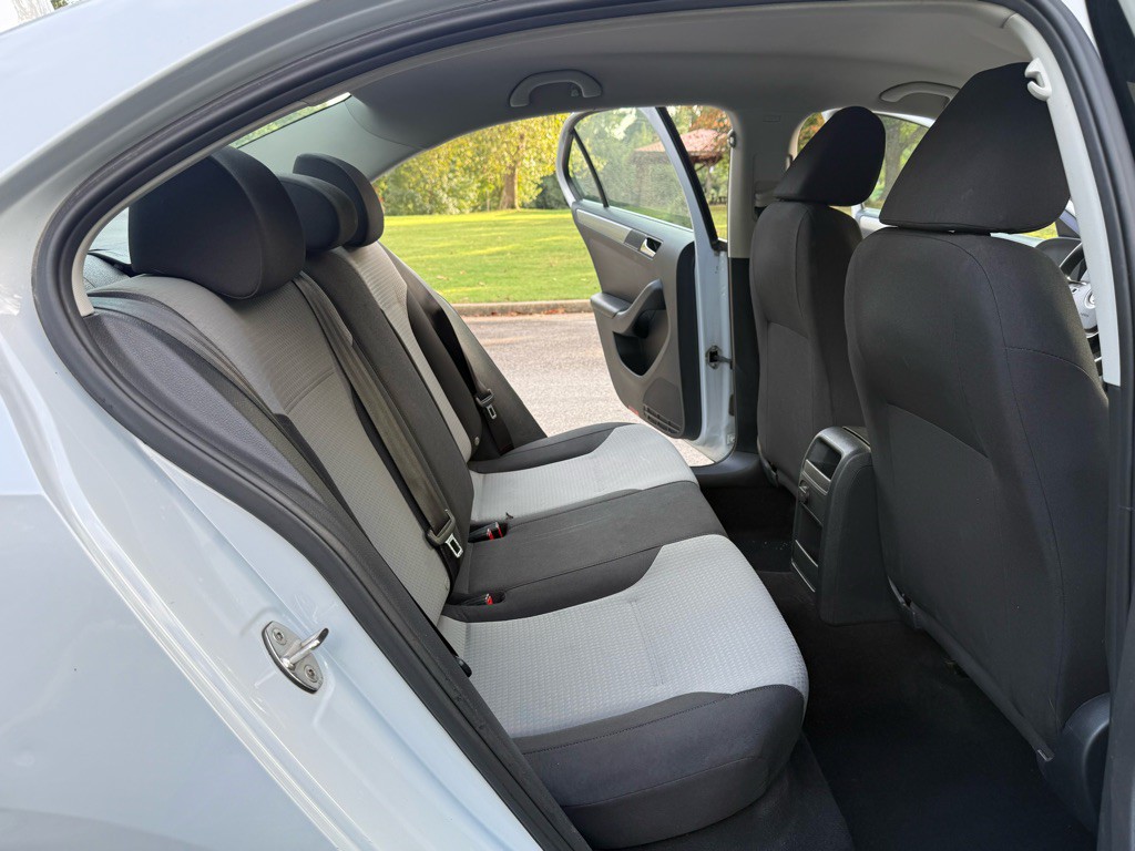 2017 Volkswagen Jetta Image 20