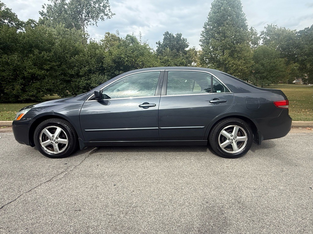 2004 Honda Accord Image 6