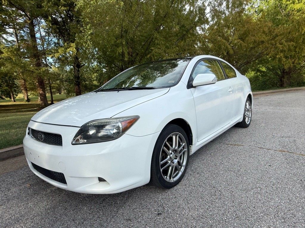 2005 Scion tC Image 1