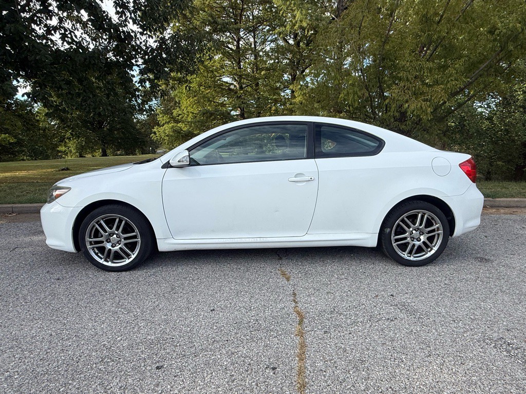 2005 Scion tC Image 3