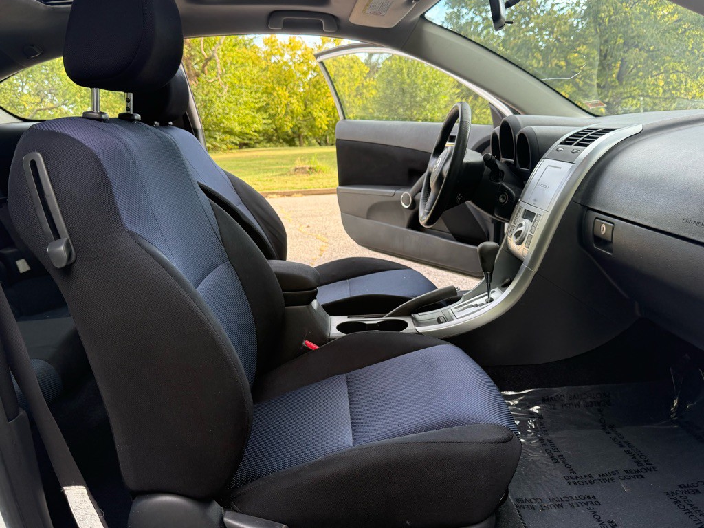 2005 Scion tC Image 12